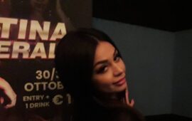 Monserrato, festa della birra con Martina Smeraldi e polemiche che si trasformano in successo travolgente
