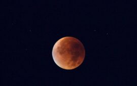 L’Italia sotto la Luna di Sangue: il 7 settembre una spettacolare eclissi totale coinciderà con la Superluna
