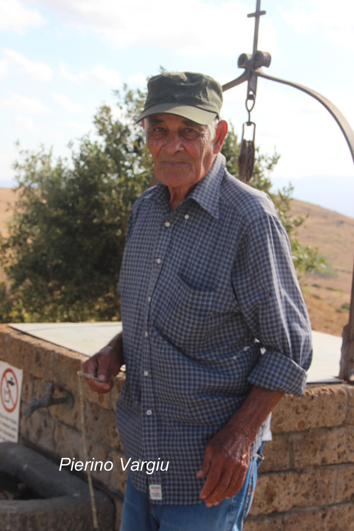 anziano sardo, rabdomante