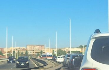 asse mediano incidente