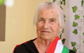 Sardegna in festa per i 104 anni, portati splendidamente, della bellissima Tzia Pierina
