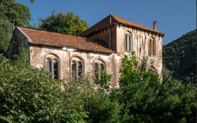La scuola abbandonata di San Benedetto