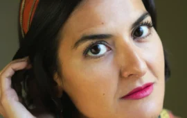 Intervista all’attrice cagliaritana Elisa Pistis: «Racconto il mondo attraverso le storie, per restituirgli un po’ di umanità»