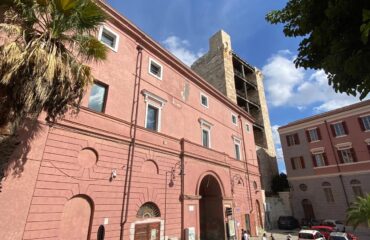 Palazzo delle seziate in piazza Indipendenza a Cagliari