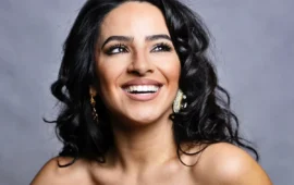 Intervista alla cantante Manuela Mameli: “Cantare la Sardegna nel mondo è un atto d’amore”