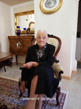 centenaria sarda di buddusò
