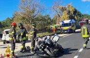 Violento scontro tra auto e moto sulla SP 127 a Tempio: motociclista trasportato d’urgenza con l’elisoccorso in ospedale