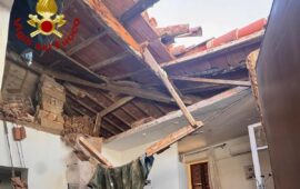 La Maddalena, crolla il solaio di una palazzina: paura in centro ma nessun ferito