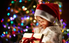 Cagliari, torna la raccolta dei doni “De Gioannis per il Natale 2025”: un giocattolo per regalare un sorriso ai bambini in difficoltà
