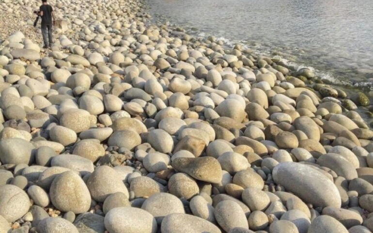 La spiaggia delle uova di dinosauro