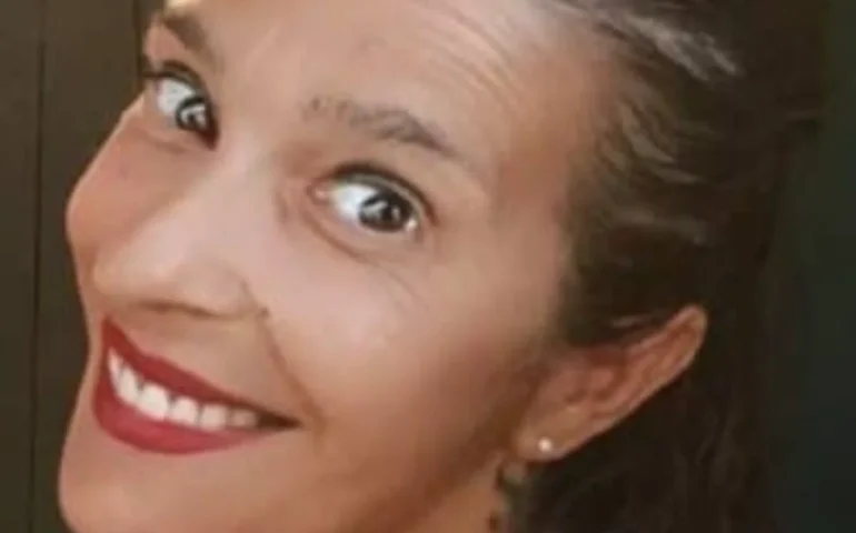 Iglesias in lacrime per la morte di Eleonora Sanna: addio alla giovane mamma di 40 anni