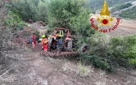 Tragedia sulla SP 29 tra Sennori e Tergu: allevatore muore dopo il ribaltamento del trattore