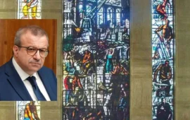 assessore cani cade su vetrata di sironi