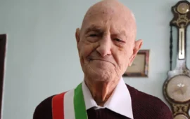 102 anni di saggezza e dolcezza: tantissimi auguri a Tziu Fausto da tutta la Sardegna