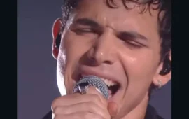 “Emozionante EroCaddeo”: Roby Facchinetti dei Pooh ringrazia il cantante sardo di X Factor per la versione di Uomini Soli