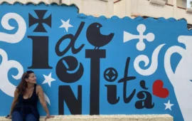 Un nuovo meraviglioso murale della designer Mara Damiani: provate a indovinare dove si trova