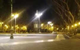 Far West in Piazza del Carmine: rissa a colpi di coltello e rapina. 86 persone identificate