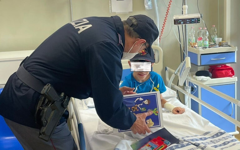 L'iniziativa della Polizia al Microcitemico