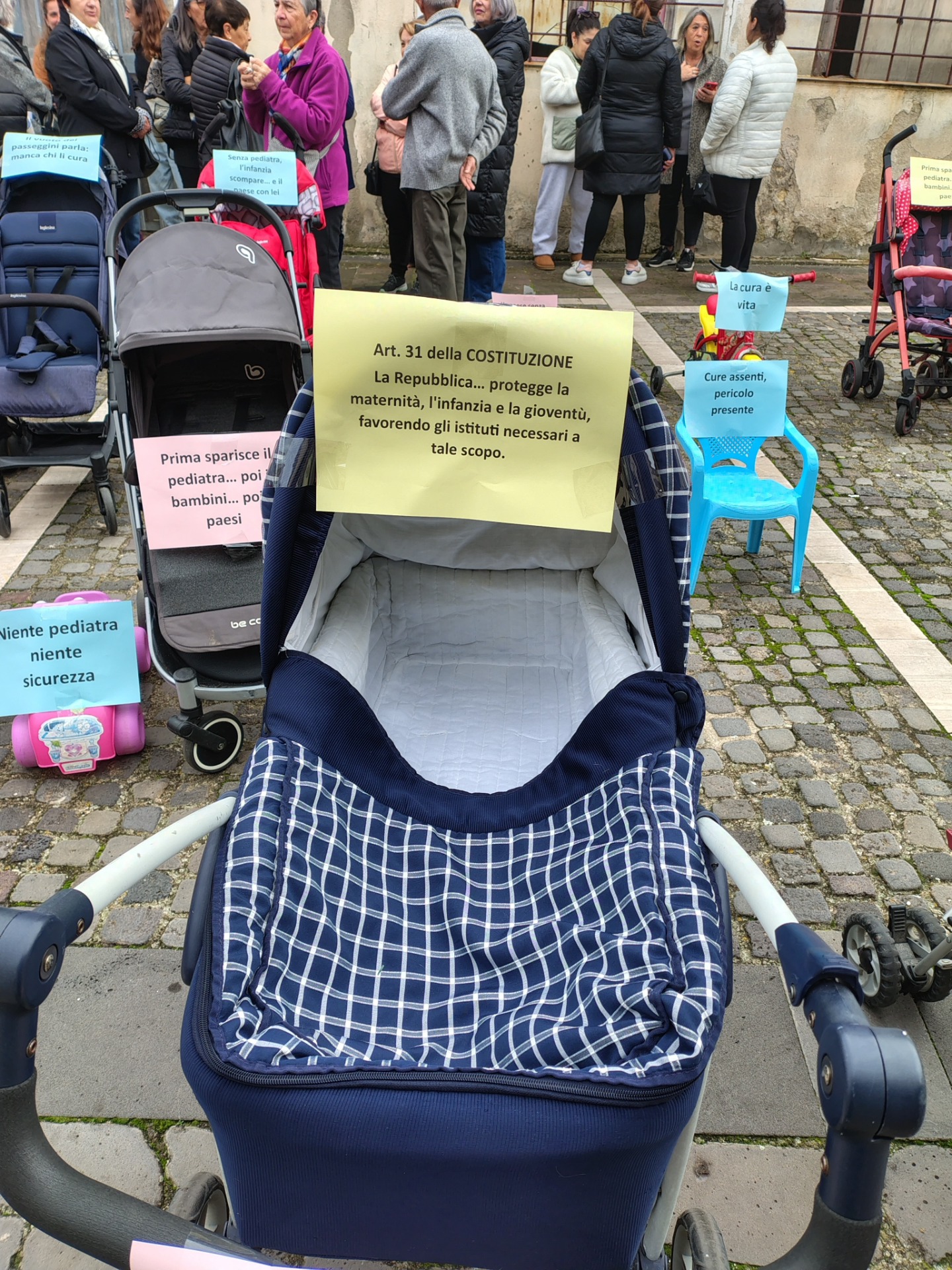 baratili protesta per mancanza pediatra