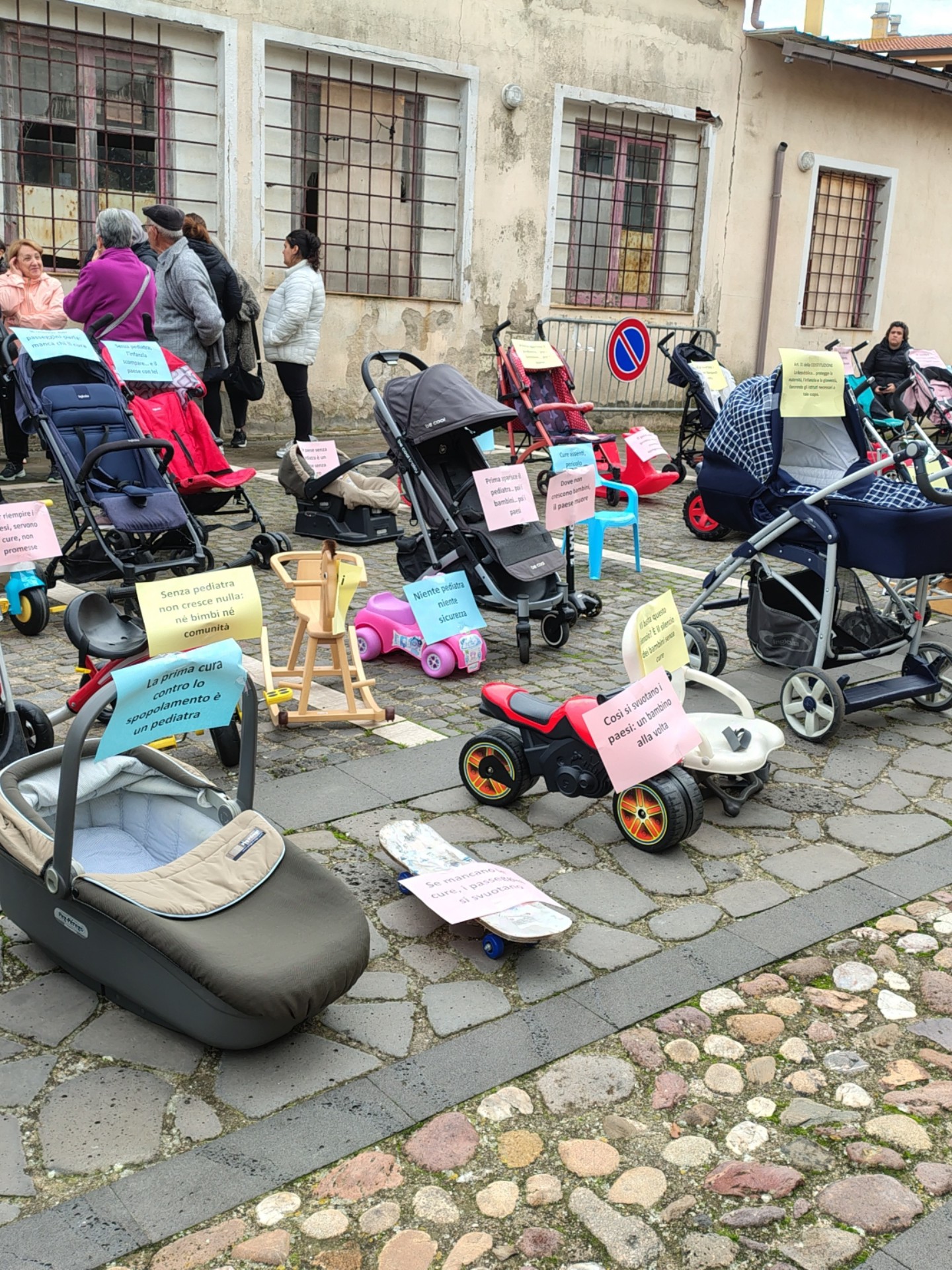baratili protesta per mancanza pediatra
