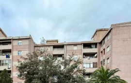 Cagliari, via Chiabrera: edifici fatiscenti e canoni in aumento, la protesta dei residenti
