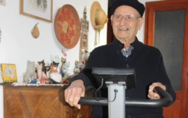 Settimo San Pietro celebra i 100 anni di Tziu Severo Fadda: un secolo di vita… e ancora in sella alla cyclette