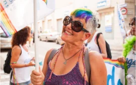 Addio a Anna Corona, sorriso e battaglia per i diritti LGBTQ+: la pioniera di AGedO Cagliari