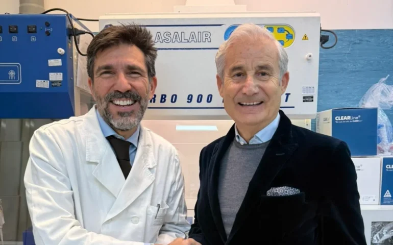 L’Asmar dona una nuova apparecchiatura alla Reumatologia dell’AOU di Cagliari: un aiuto concreto per i pazienti