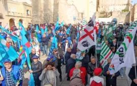 (FOTO) In migliaia a Cagliari contro il trasferimento dei detenuti al 41-bis in Sardegna