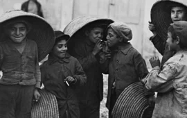 La città di pietra e sale: Cagliari negli scatti ritrovati di Mario Pes