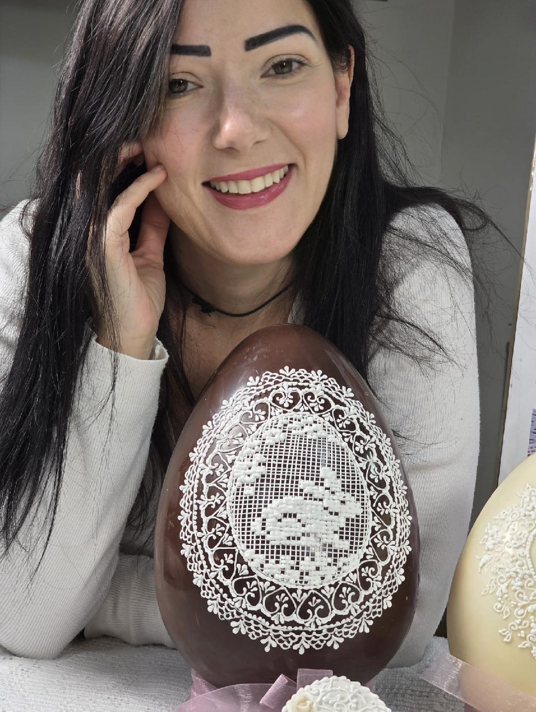 Rita Cardia con le sue creazioni pasquali