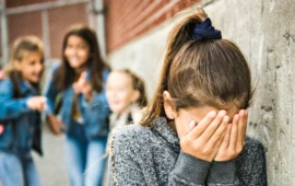 Bullismo. «Mi chiamavano balena»: Natascia racconta il suo calvario in una scuola di Cagliari