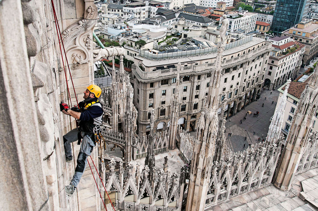 L’edificazione del Duomo di Milano procede da oltre seicento anni