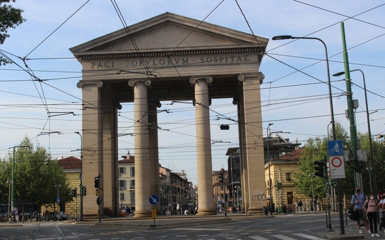 Monumenti milanesi: Porta Ticinese, una delle sei porte principali della città rimaste