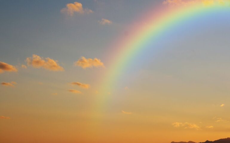 Il Mudec accende i “colori”: fra arte e scienza ecco la mostra Rainbow