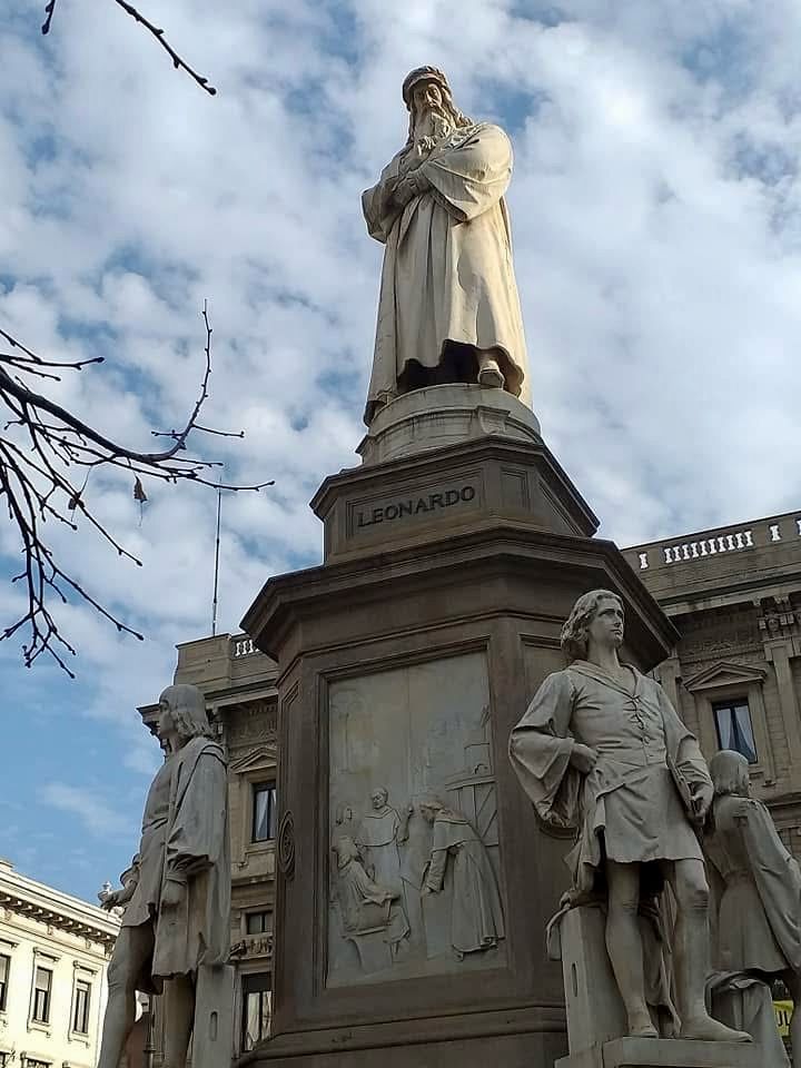 Statua Leonardo Ph Giuseppe Piredda