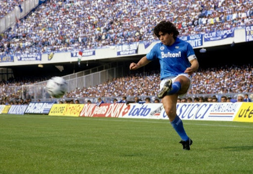 Accadde oggi: 25 Novembre 2020, muore Diego Maradona, il Dio del calcio