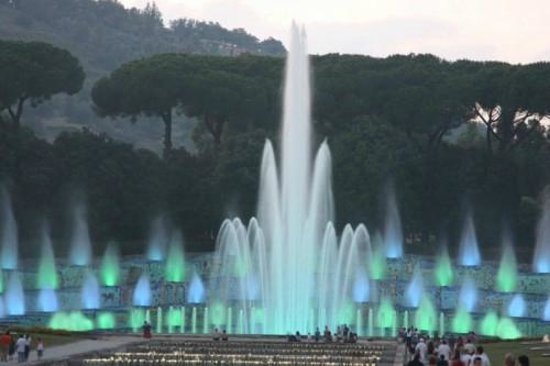 Monumenti napoletani: Fontana dell’Esedra, la più grande della città