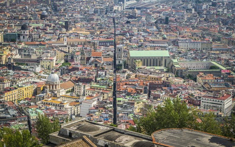 Lo sapevate? Spaccanapoli è una delle strade più antiche di Napoli