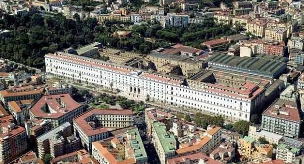 Monumenti napoletani: il Reale Albergo dei Poveri, il più grande di tutti i palazzi della città
