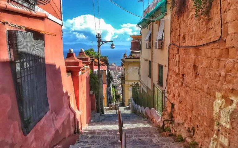 Luoghi di Napoli: il Petraio, le scale che attraversano una parte insolita della città