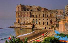 Lo sapevate? Palazzo Donn’Anna a Posillipo sarebbe infestato dagli spiriti