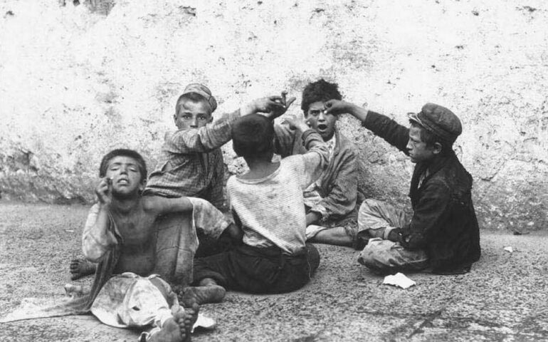 La Napoli del Seicento. Chi erano i Lazzari e quando si diffuse questo termine?
