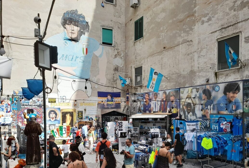 Il murale di Maradona è il più visitato di Napoli