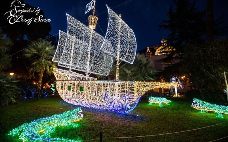 Luci d’artista a Salerno, tra installazioni spettacolari e stradine ricche di storia. Anche  quest’anno l’evento più emozionante della Campania