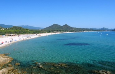 Cala Sìntzias. Comandini est pretzisu chi sa Giunta abolat deretu su bandu de bèndida.