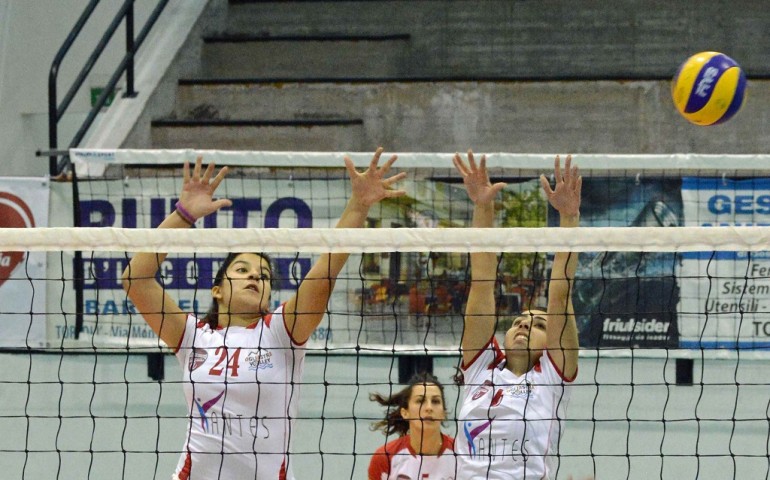 Volley. Antes: La serie C soccombe in casa contro il Sorso.