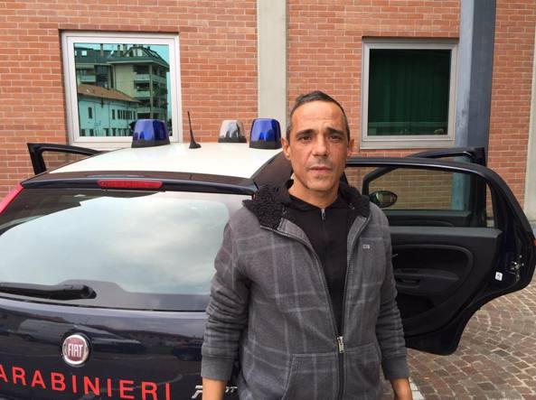 Saronno. Tenta di aggredire Berlusconi prima di un comizio. Un sardo nei guai: “avevo bevuto troppo mirto”