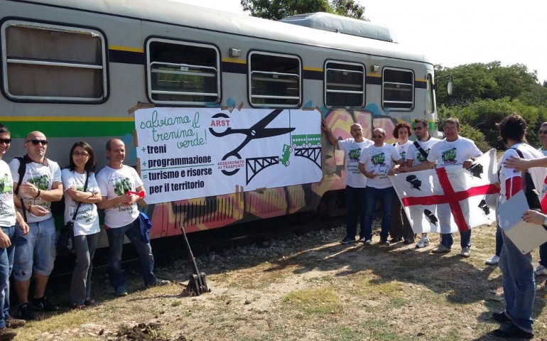“Il Trenino Verde non si vende da solo”. Gli operatori turistici sul piede di guerra