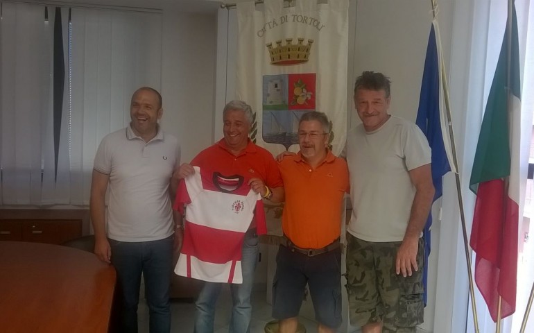 Ufficializzato a Tortolì il gemellaggio tra l’Ogliastra Rugby e la Firenze Rugby 1931